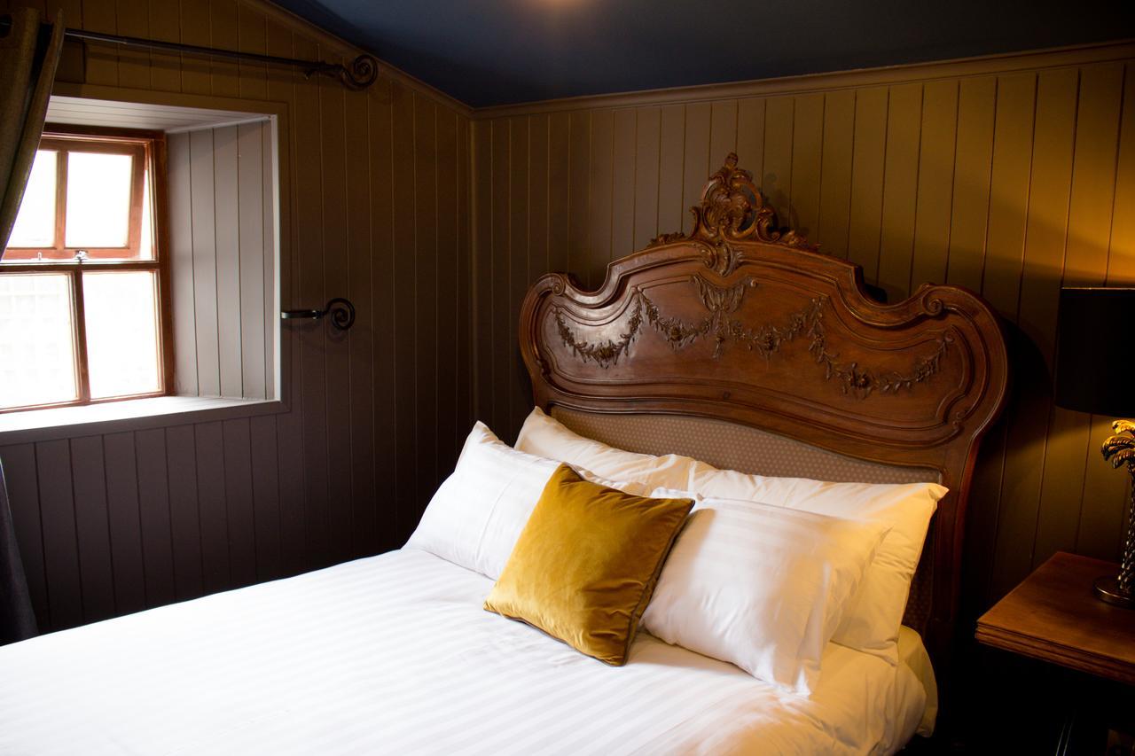Storytellers Cottage Ballycotteen 외부 사진