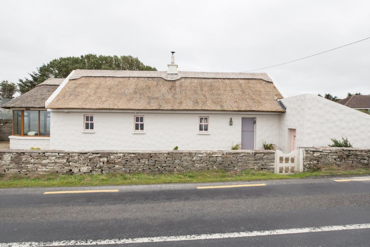Storytellers Cottage Ballycotteen 외부 사진