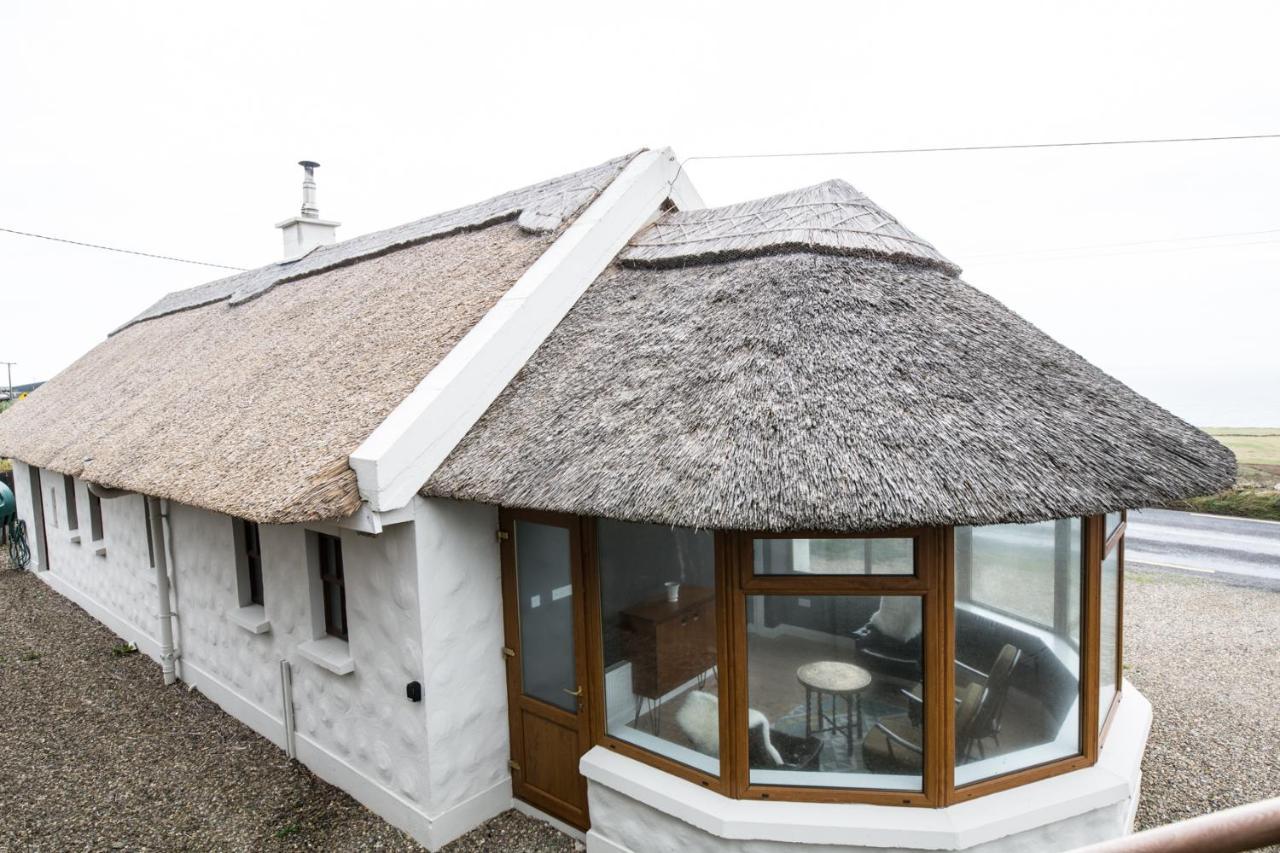 Storytellers Cottage Ballycotteen 외부 사진